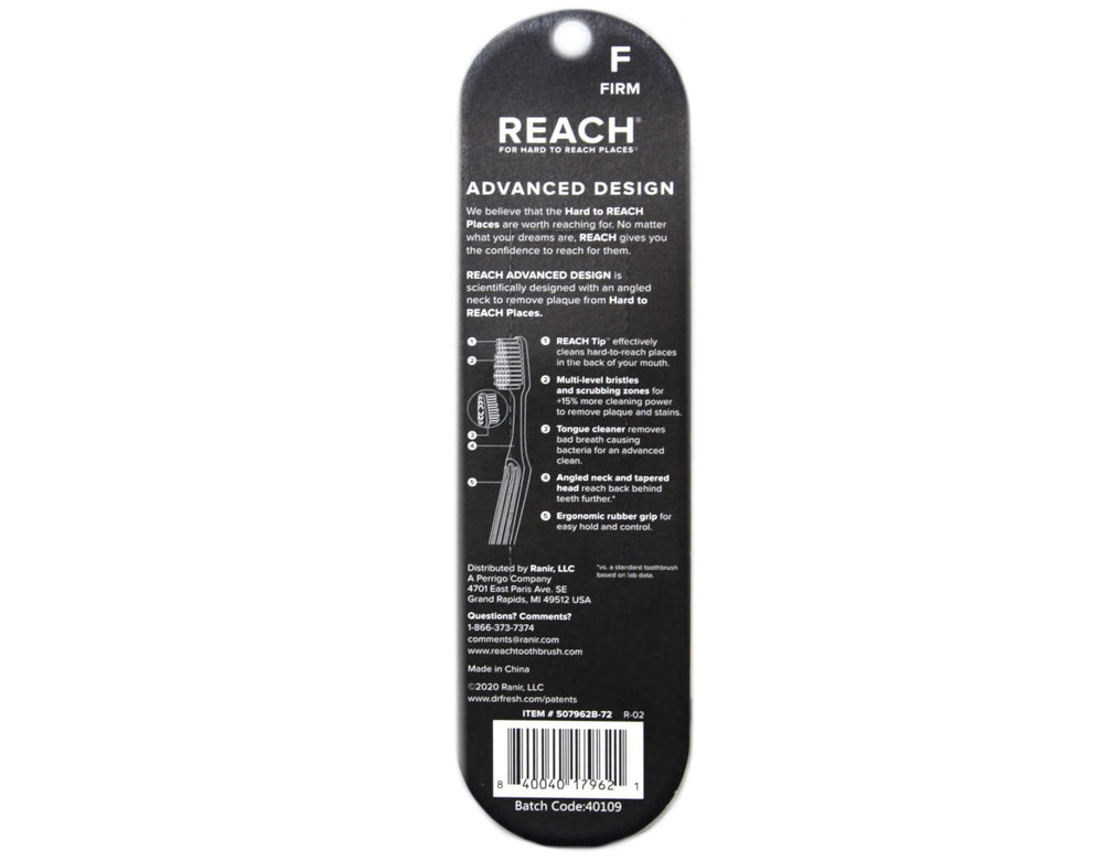 Reach cepillo en uso alcanzando muelas traseras para mejor limpieza