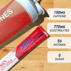 Real Ketones polvo disolviéndose en agua mostrando textura y mezcla