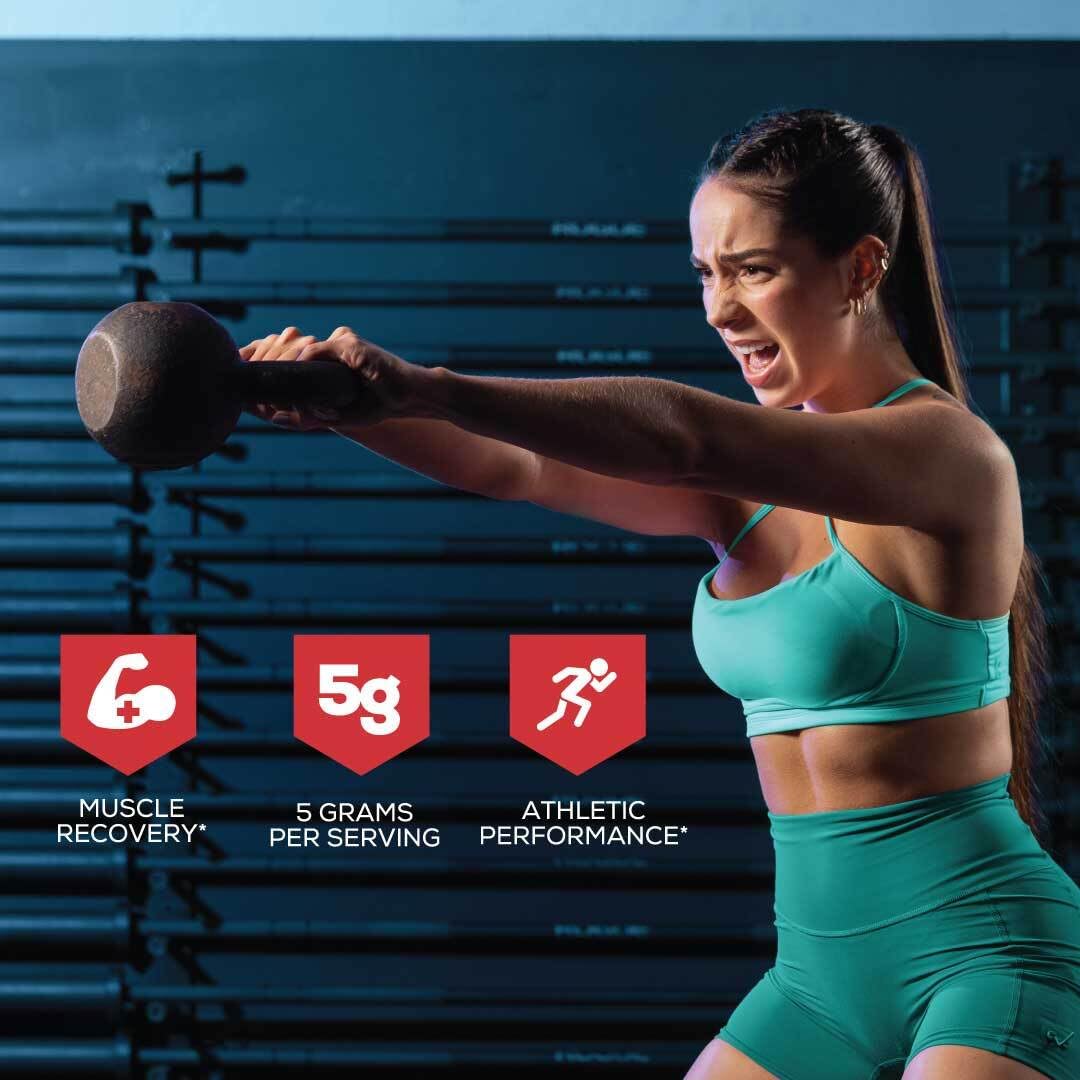 REDCON1 mezclándose en shaker durante entrenamiento para energía