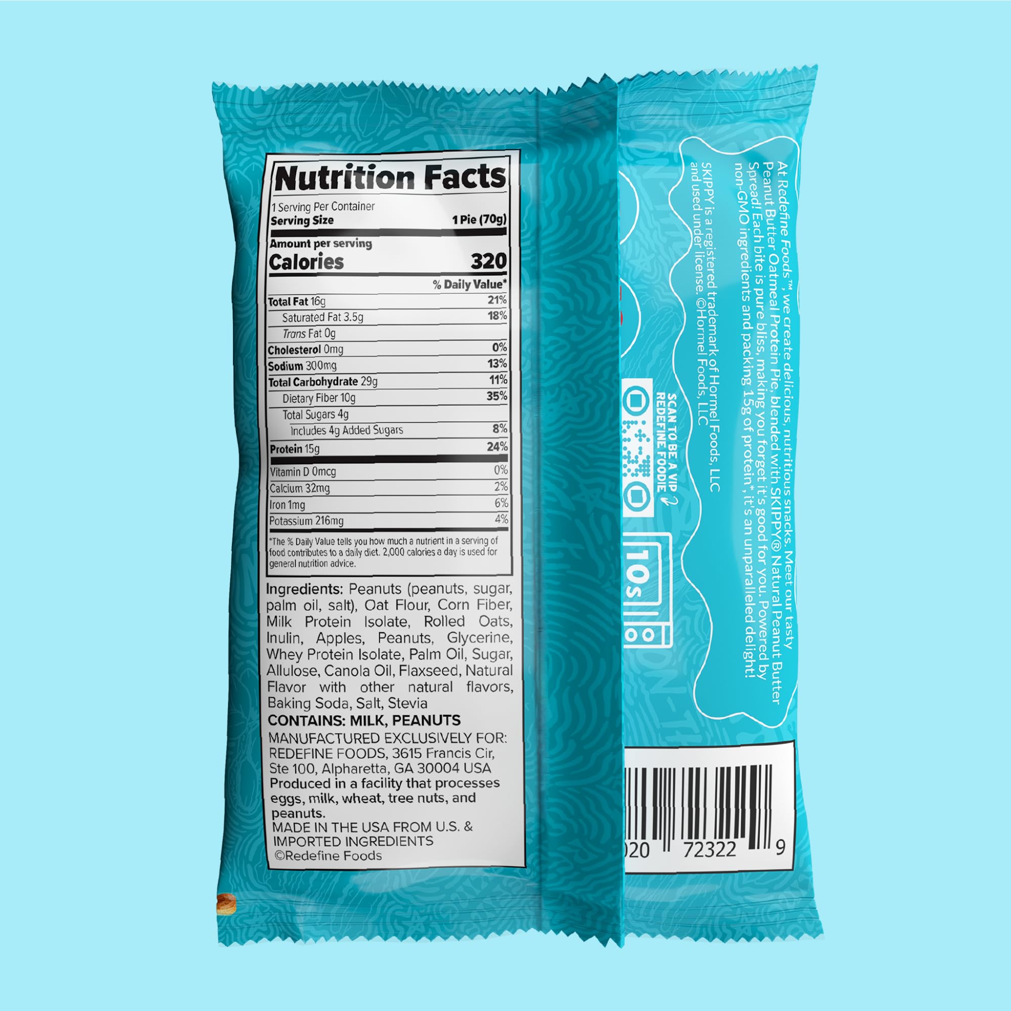 REDEFINE pastelito junto a una mano para mostrar tamaño práctico