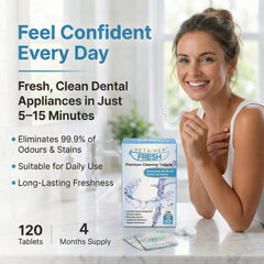 Retainer Fresh tableta burbujeando en agua limpiadora para eficacia rápida