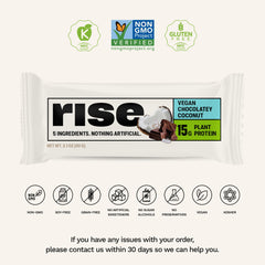Rise barra en mano para comparar tamaño y portar como snack energético