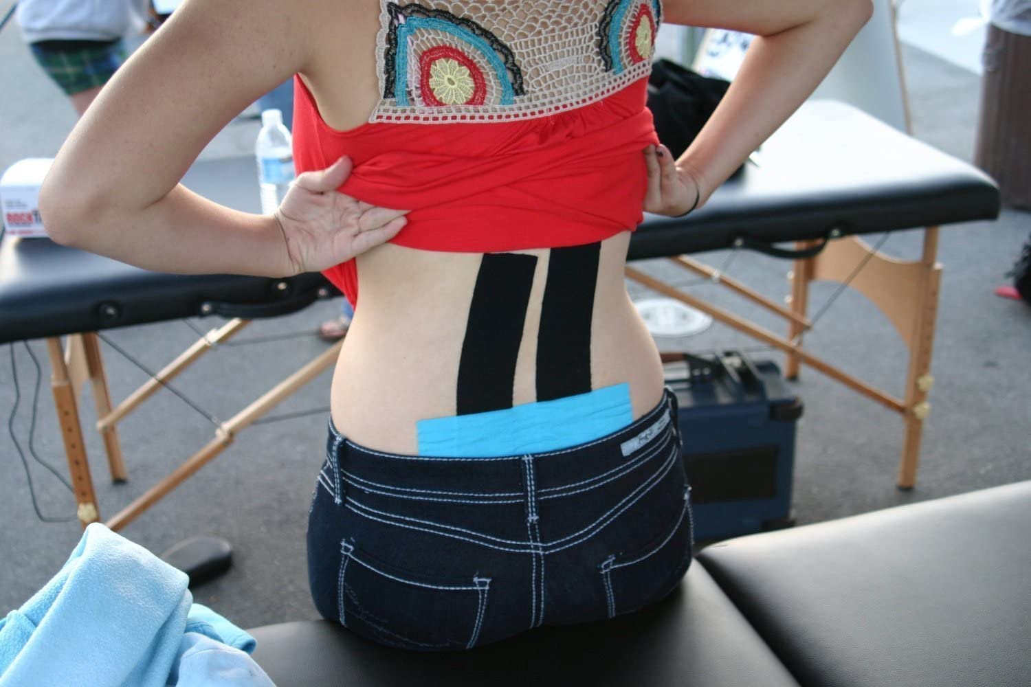 RockTape en uso vida activa ideal para deporte y recuperación diaria