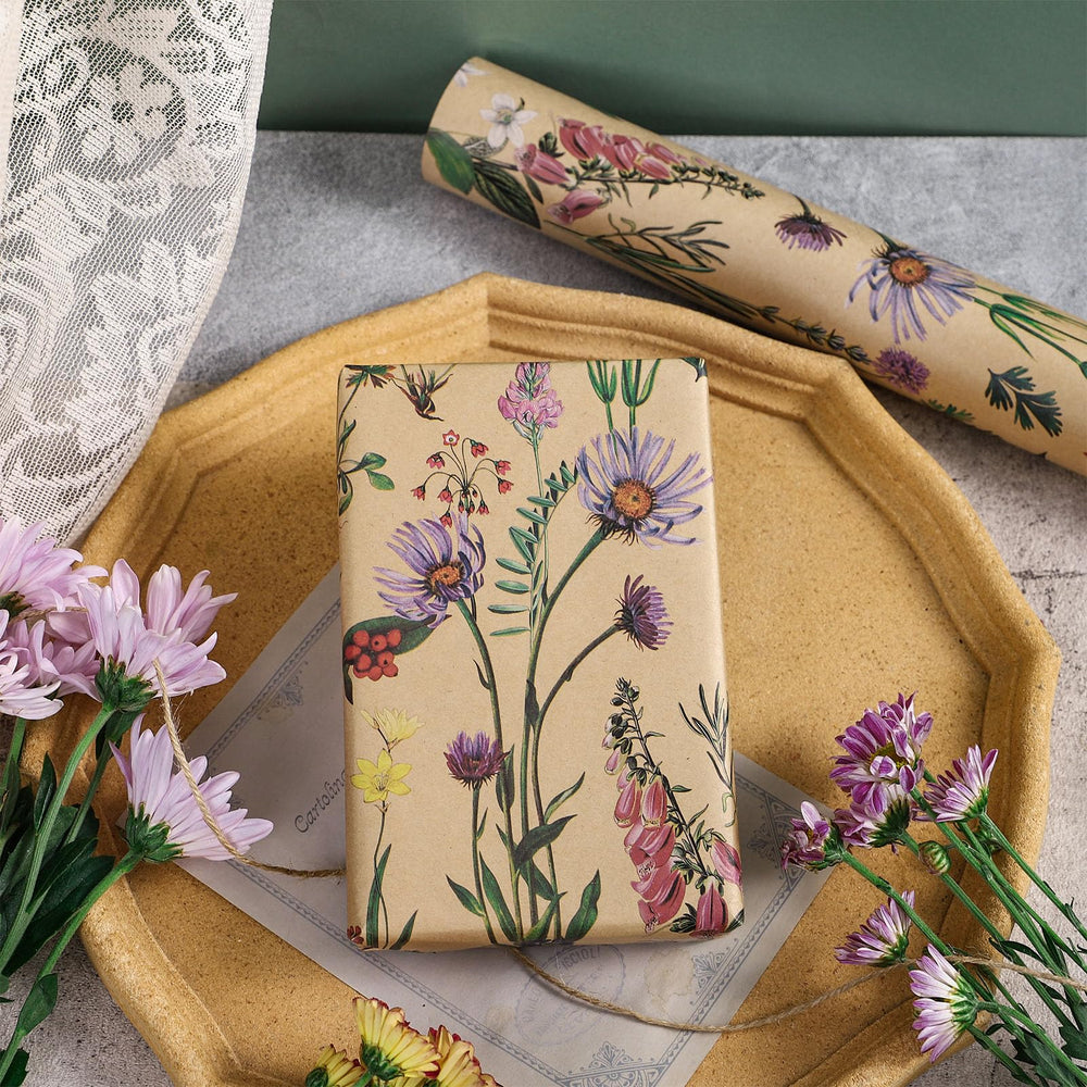 RUSPEPA primer plano de la impresión floral y etiqueta decorativa