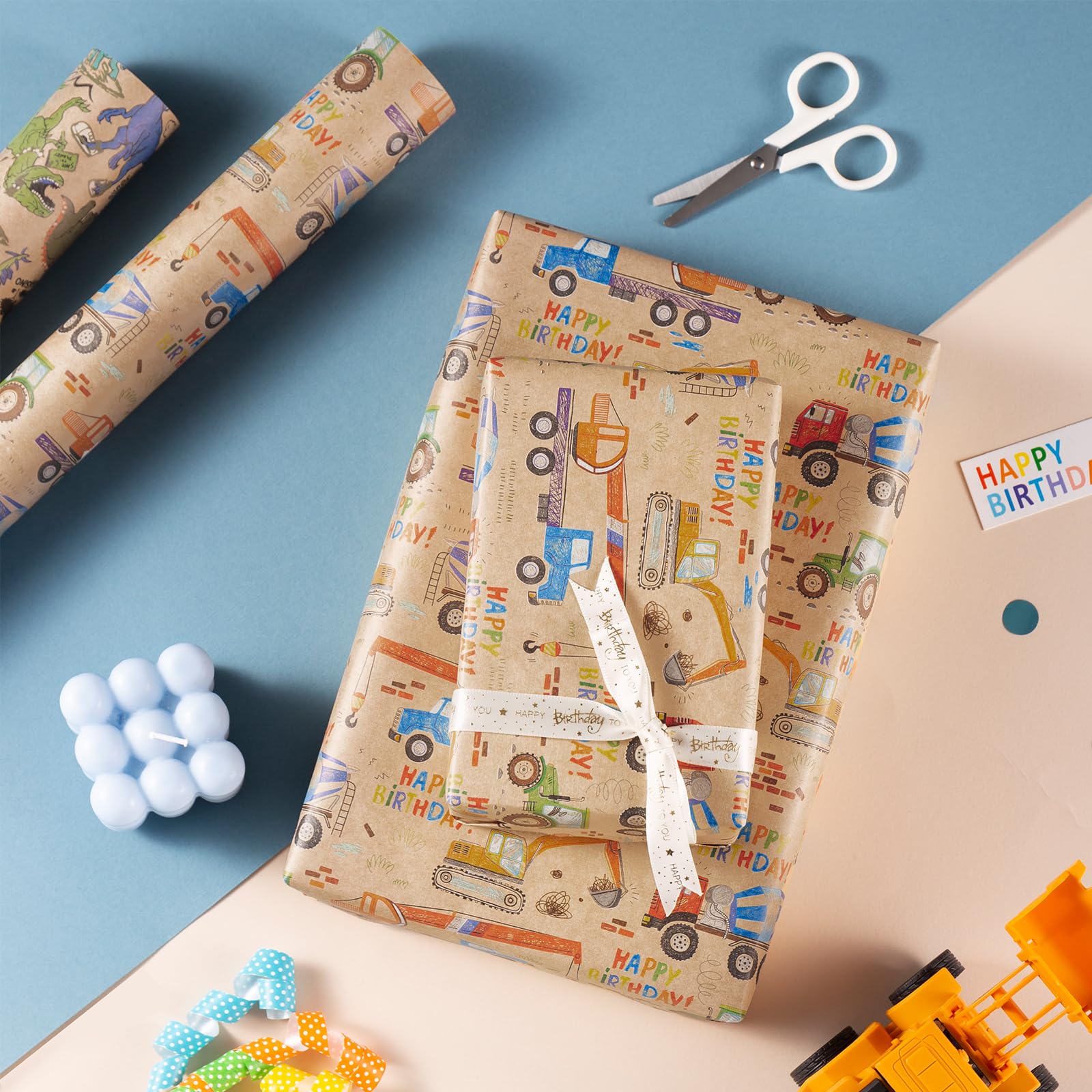 RUSPEPA rollo parcialmente desplegado, muestra la longitud útil para varios regalos