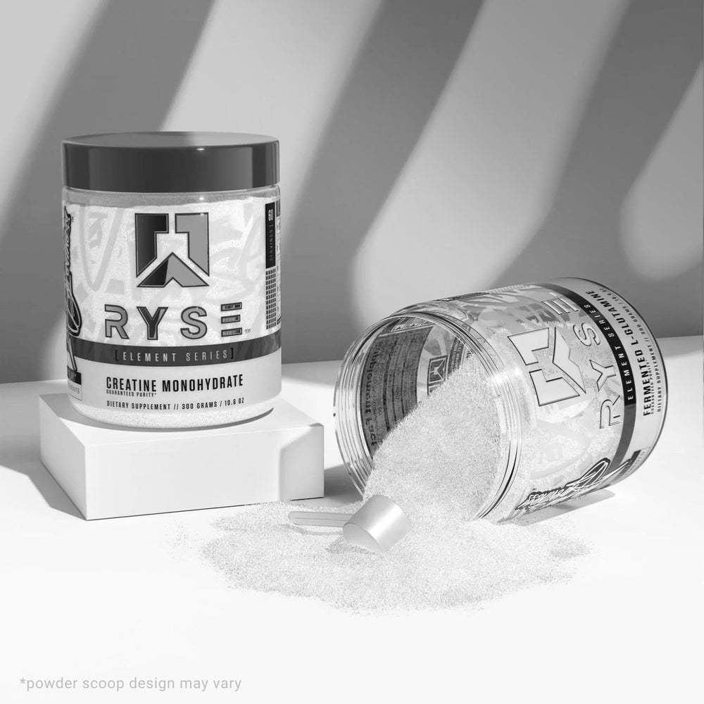 RYSE Up Supplements uso en gimnasio junto a pesas, potencia en entrenos