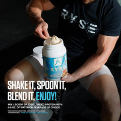 RYSE proteína en uso durante entrenamiento, sabor y apoyo muscular