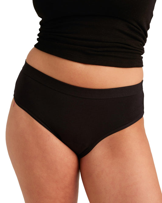 Saalt braguita periodo algodón negro protección diaria y comodidad.