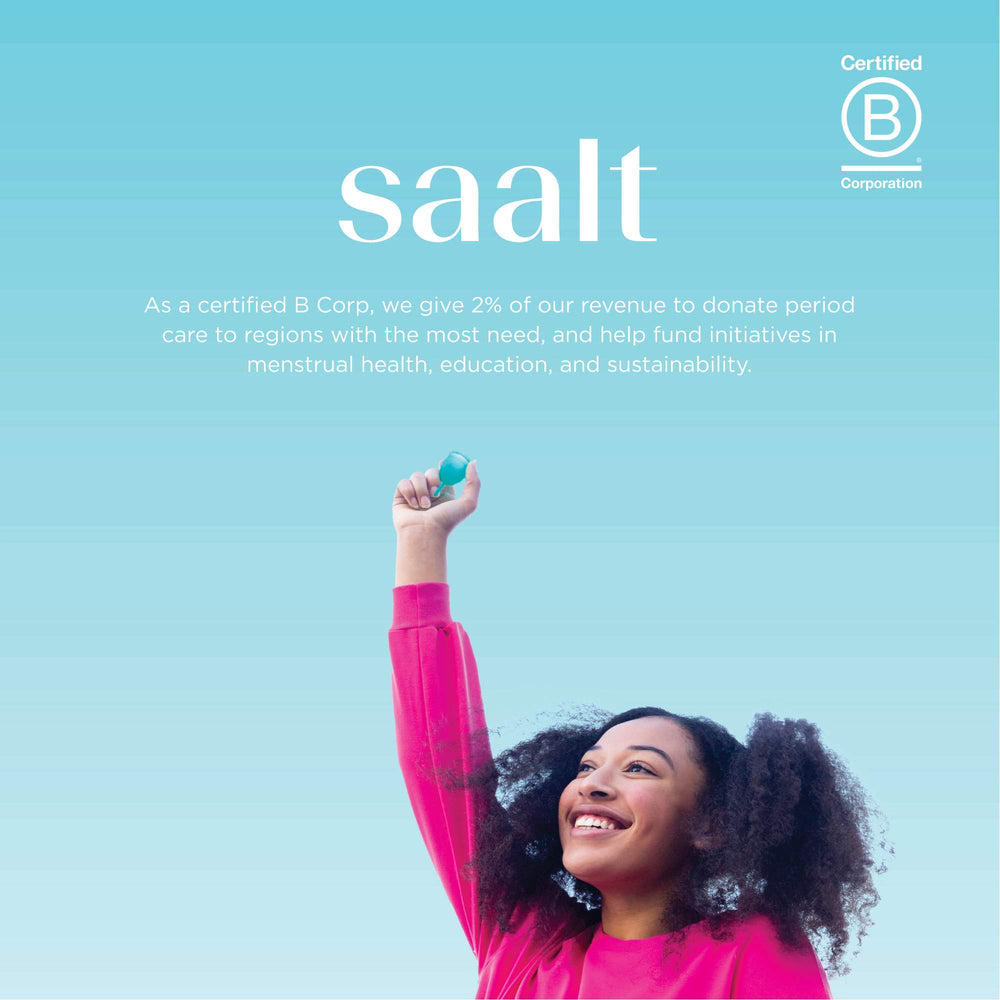 saalt escena lifestyle con ropa diaria mostrando discreción y comodidad