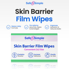 Safe n' Simple toallita en mano aplicándose, limpieza rápida y segura