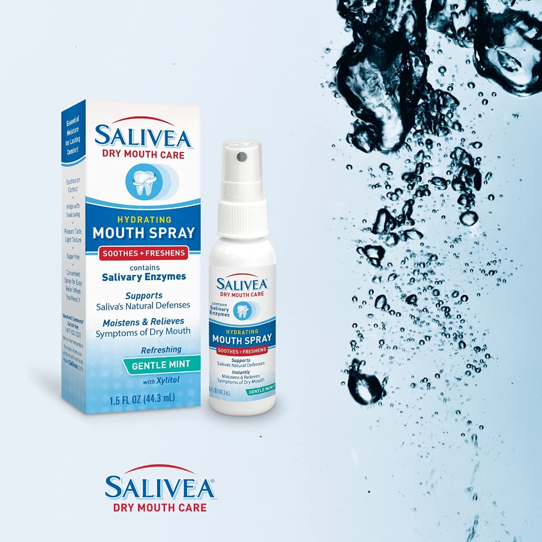 SALIVEA spray en uso por adulto, alivia la sensación de boca seca al instante