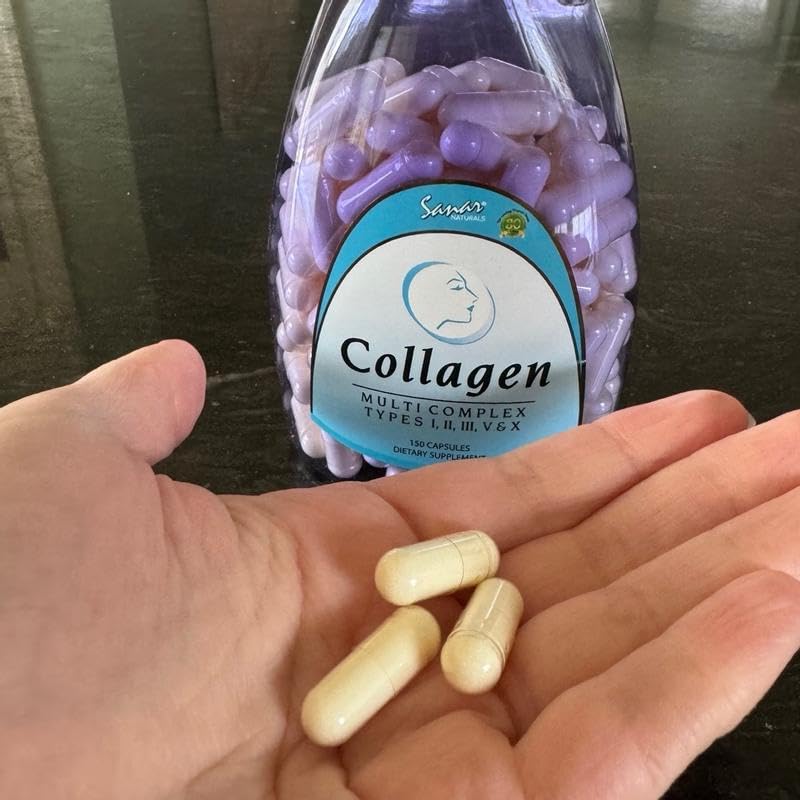 Sanar Naturals cápsulas junto a desayuno, integración en rutina matutina