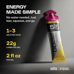 Deportista en bici usando Science in Sport para energía instantánea durante ruta