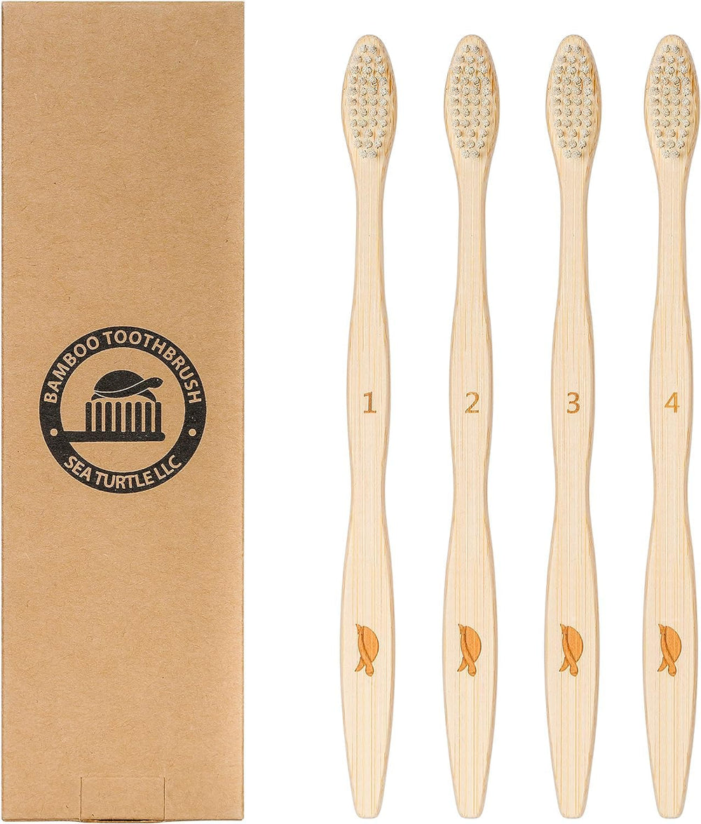 Sea Turtle cepillo de bamboo frontal mostrando diseño ergonómico y sostenible