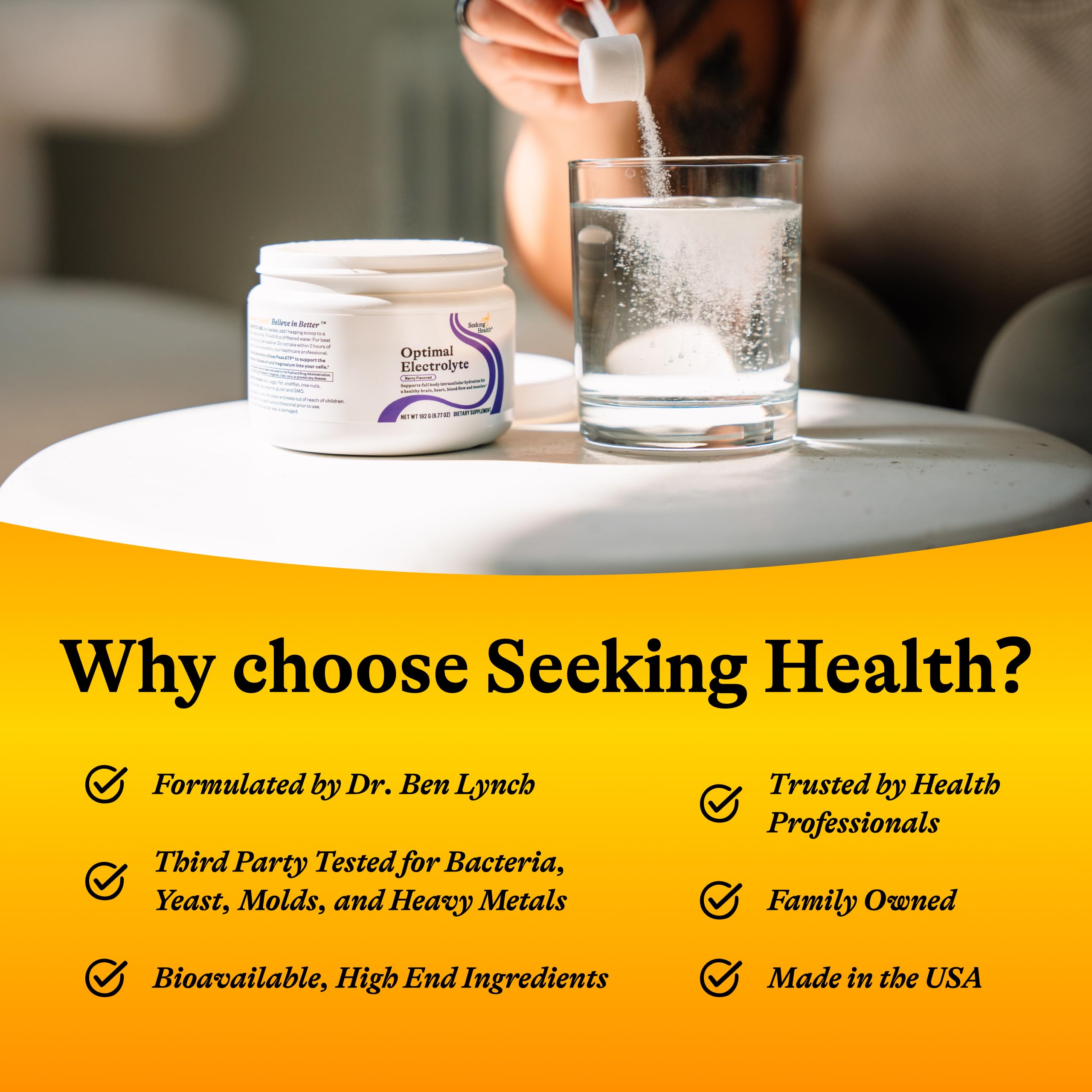 Seeking Health producto en gimnasio aportando hidratación tras ejercicio