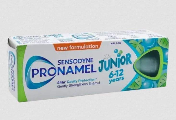 Sensodyne Pronamel textura de la pasta en cucharilla, aspecto suave
