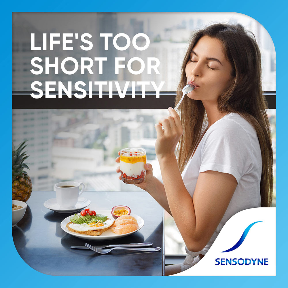 sensodyne tamaño comparado con una mano para ver escala de viaje