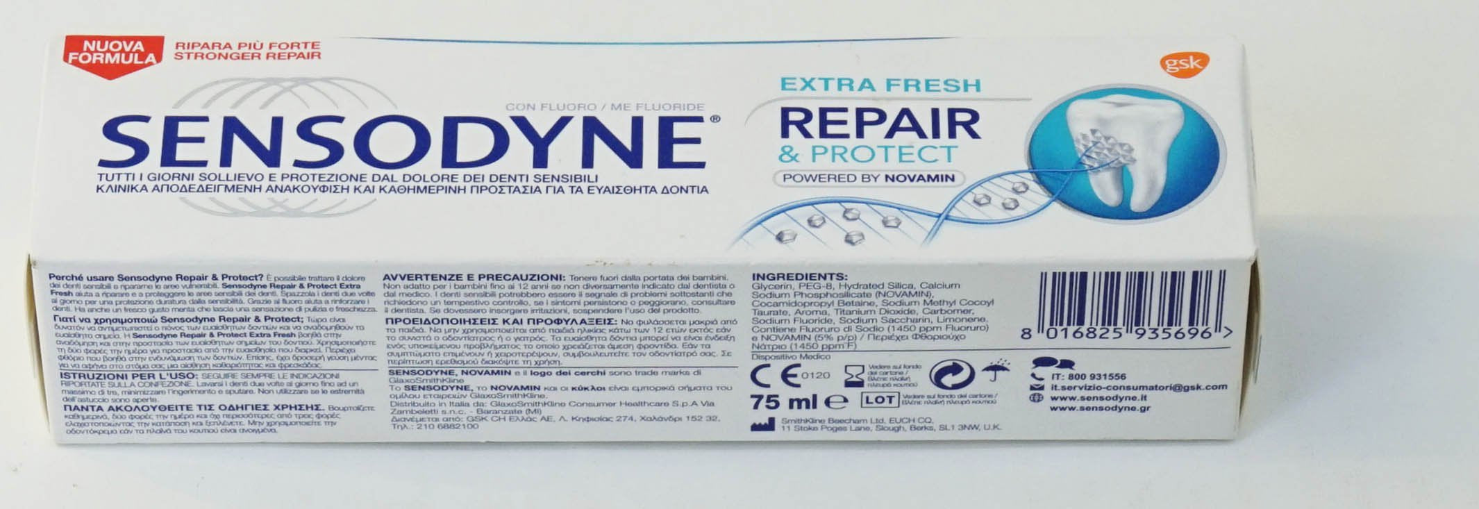 Sensodyne detalle del tubo mostrando la tecnología NovaMin y su efecto reparador