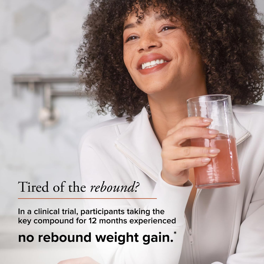 Serovital mezcla en agua con cuchara, preparación rápida para energía