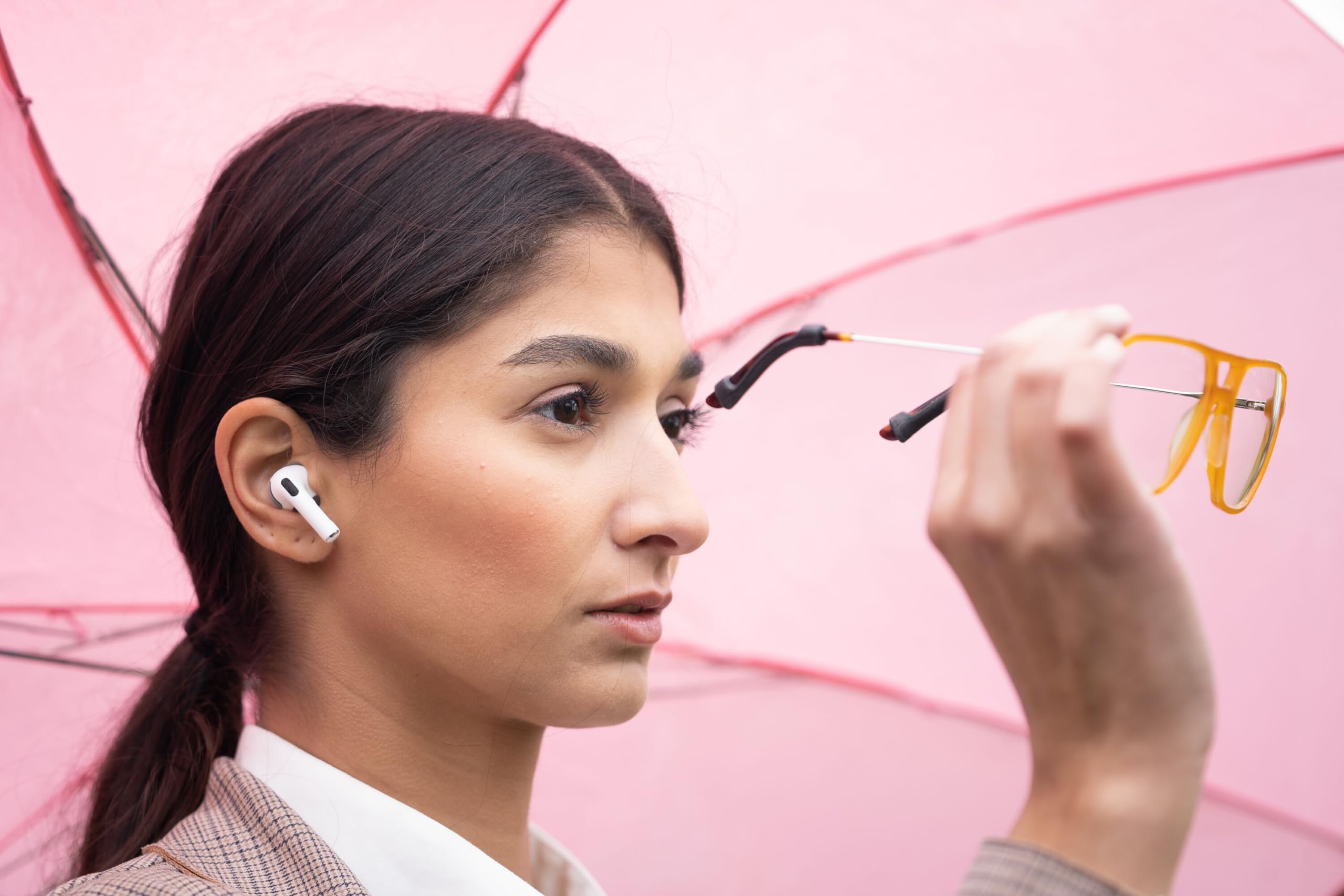 Setex fundas en gafas de sol mostrando discreción y sujeción