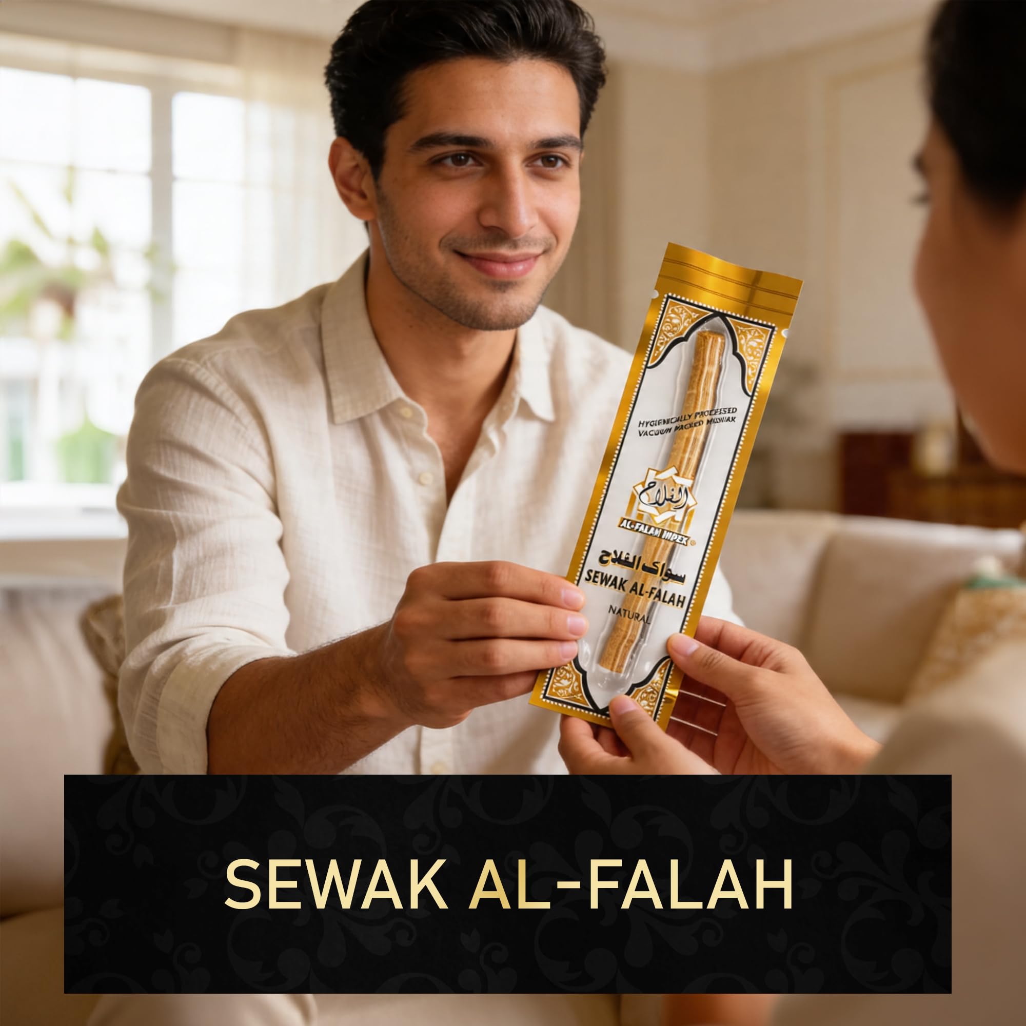 SEWAK AL-FALAH dos palitos y un porta mostrando contenido del set