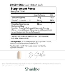 Shaklee tableta en mano mostrando tamaño y dosificación práctica
