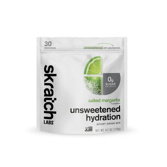 Skratch Labs frente del envase mostrando 30 porciones y diseño compacto, ideal para viajes