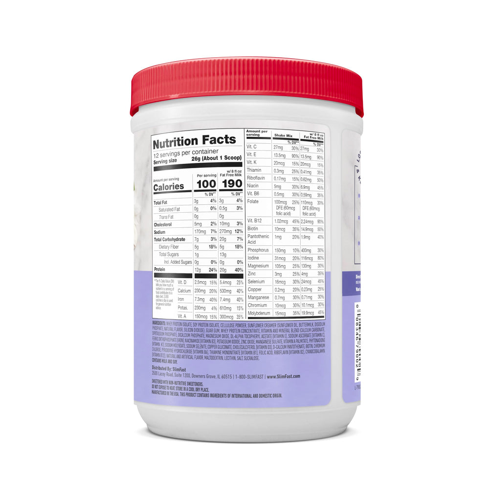 SlimFast etiqueta nutricional en primer plano indicando vitaminas y proteínas
