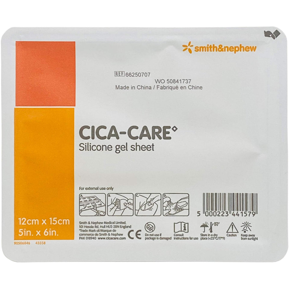 Smith & Nephew Cica‑Care vista frontal de la hoja adhesiva mostrando ajuste y protección