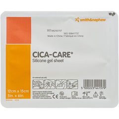 Smith & Nephew Cica‑Care vista frontal de la hoja adhesiva mostrando ajuste y protección