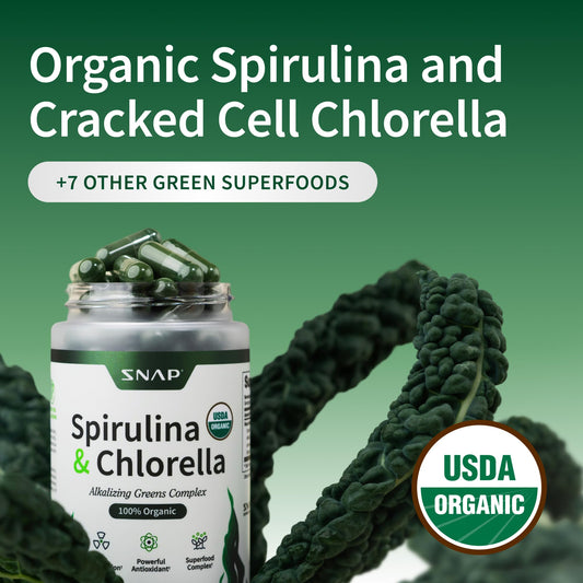 Snap Supplements cápsulas veganas en mano para una toma cómoda y práctica
