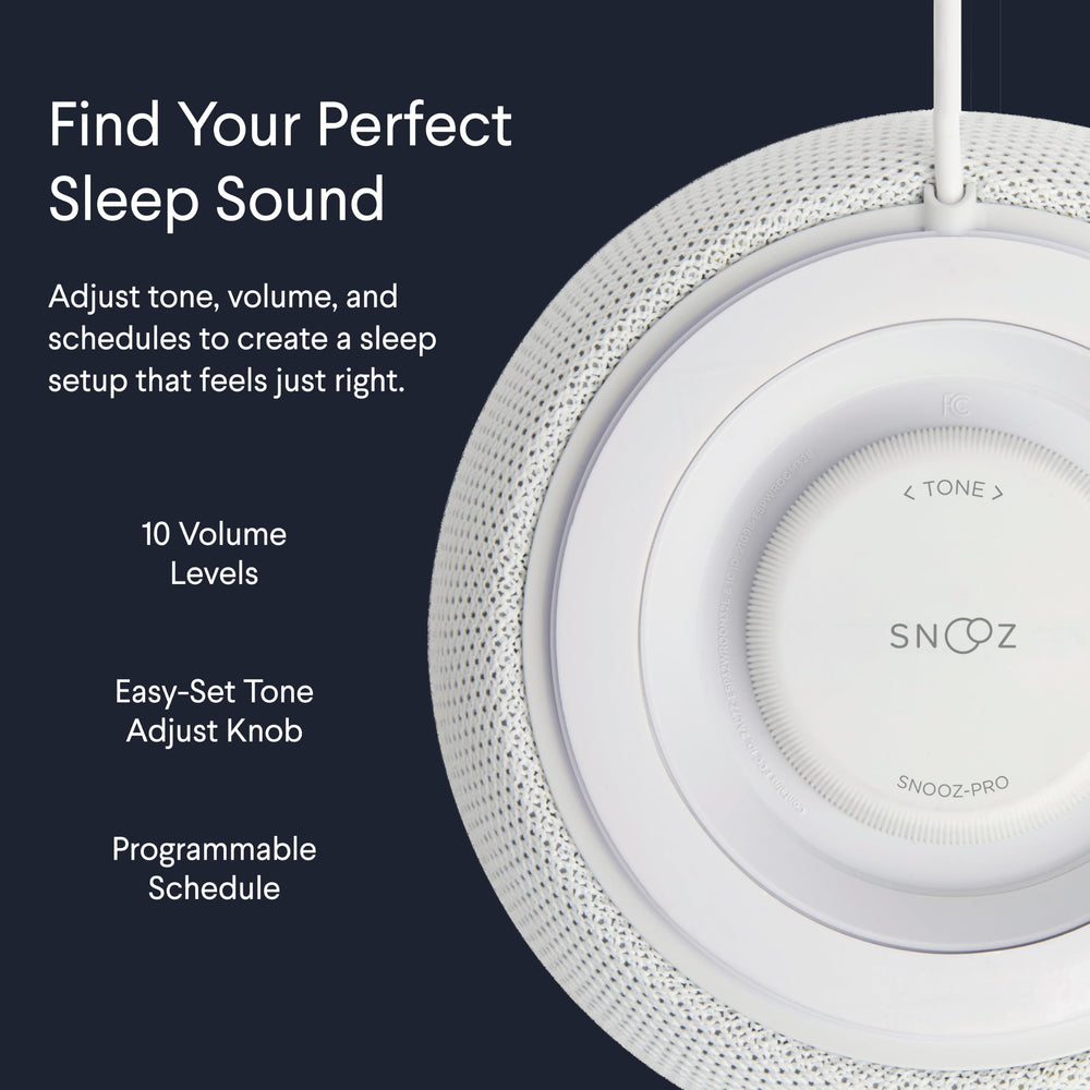 Control remoto y pantalla de app mostrando programación de SNOOZ Pro para automatizar sueño