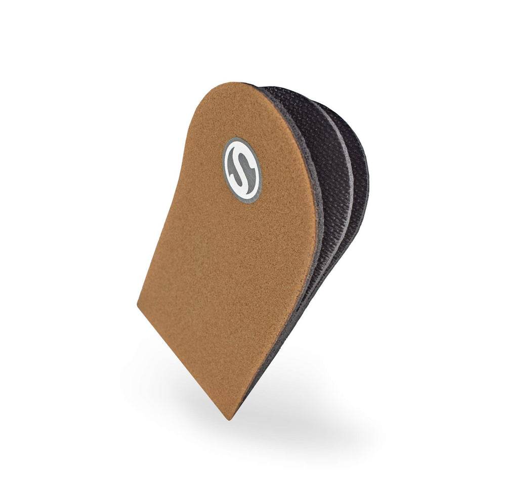 SoleAid vista frontal del empaque mostrando la alza ajustable y beneficios