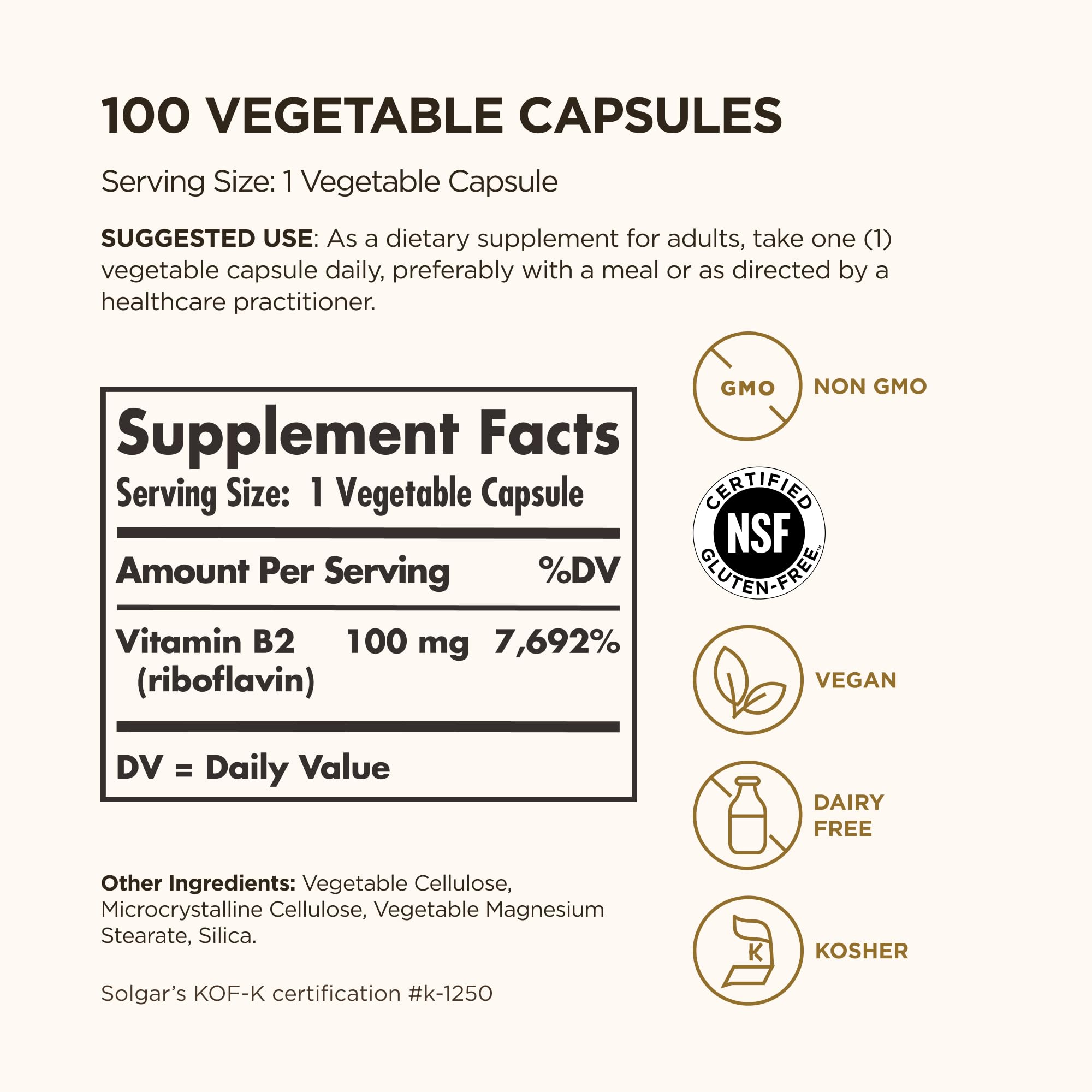 Cápsula de Solgar Vitamina B2 en mano resaltando formato vegano y fácil ingesta
