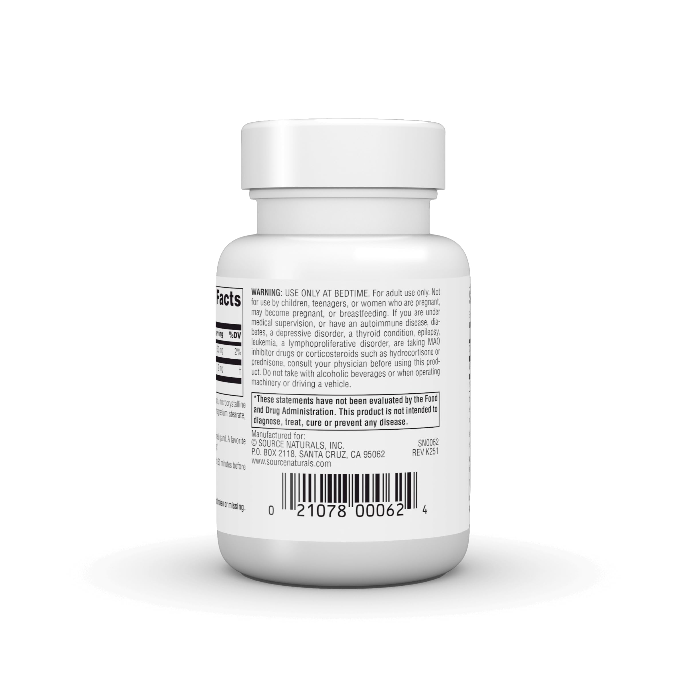 Source Naturals persona tomando tableta antes de dormir, facilita relajación