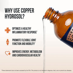 Sovereign Copper en mano para comparar tamaño de la botella y facilidad de transporte