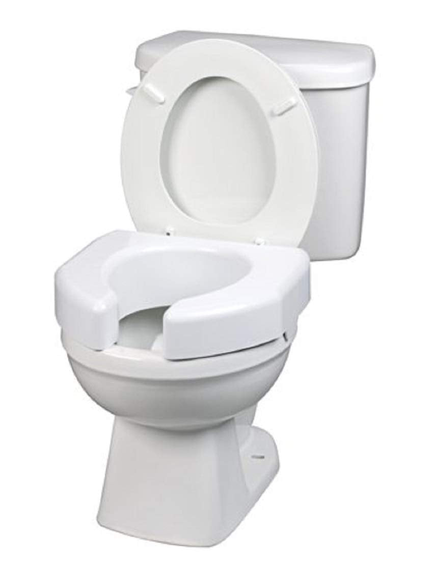 SP Ableware asiento elevado frontal mostrando ajuste seguro y comodidad