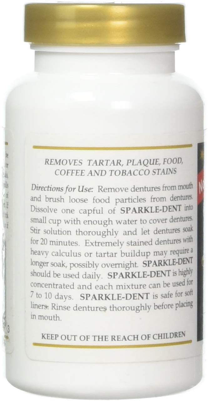 Sparkle Dent dentadura en vaso con tableta en remojo demostrando limpieza eficiente