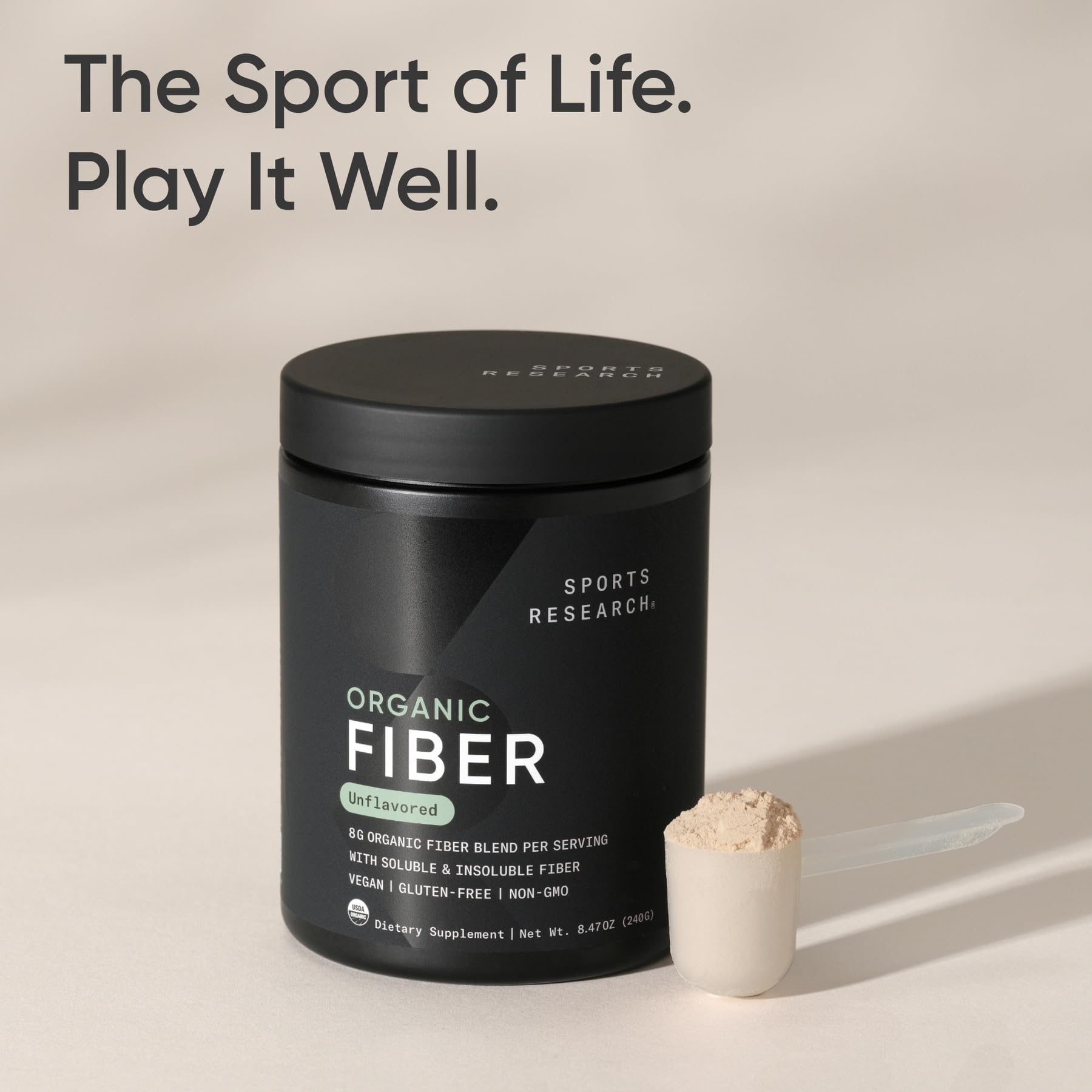 Sports Research polvo vertido en smoothie casero para dieta equilibrada