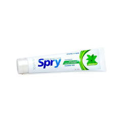 Spry tubo junto a mano para comparar tamaño, facilita elección de compra
