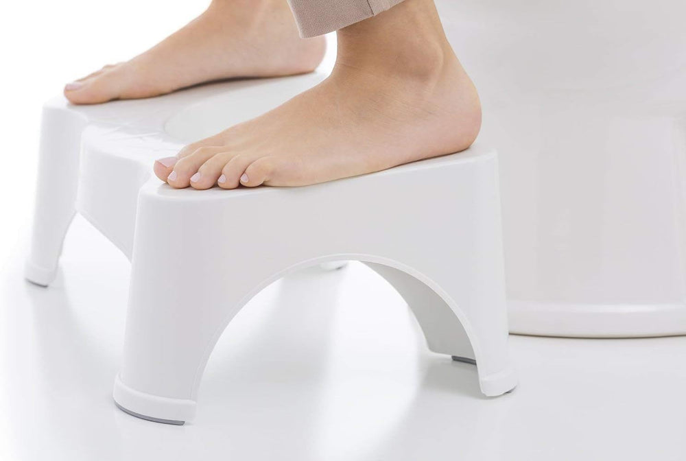 Vista lateral de Squatty Potty mostrando la altura de 7 pulgadas