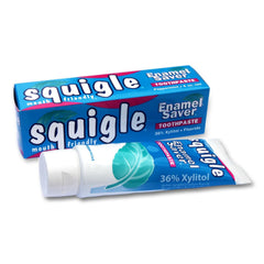 Squigle envase frontal mostrando el tubo y diseño, favorece identificación rápida