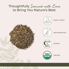 Starwest Botanicals bolsa junto a una mano y frasco para comparar tamaño y porciones
