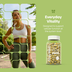 Stay-Well Naturals persona tomando suplemento en estilo de vida saludable cotidiano