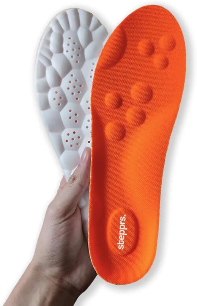 Stepprs frontal del empaque naranja mostrando diseño y talla, cómodo y práctico