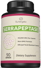 Sunergetic Serrapeptase: botella con cápsulas fáciles de tragar para apoyo potencial a la salud sinusal.