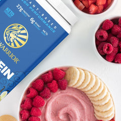 Sunwarrior batido servido en vaso aporta proteína vegetal listo para consumir