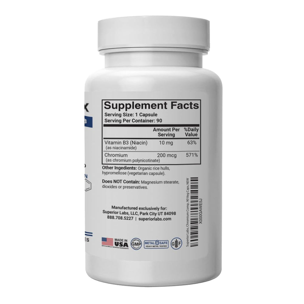 Superior Labs detalle de etiqueta con ingredientes y dosificación visibles