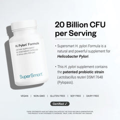 Supersmart H. Pylori uso diario con mano sujetando cápsulas, transmitiendo facilidad de incorporación