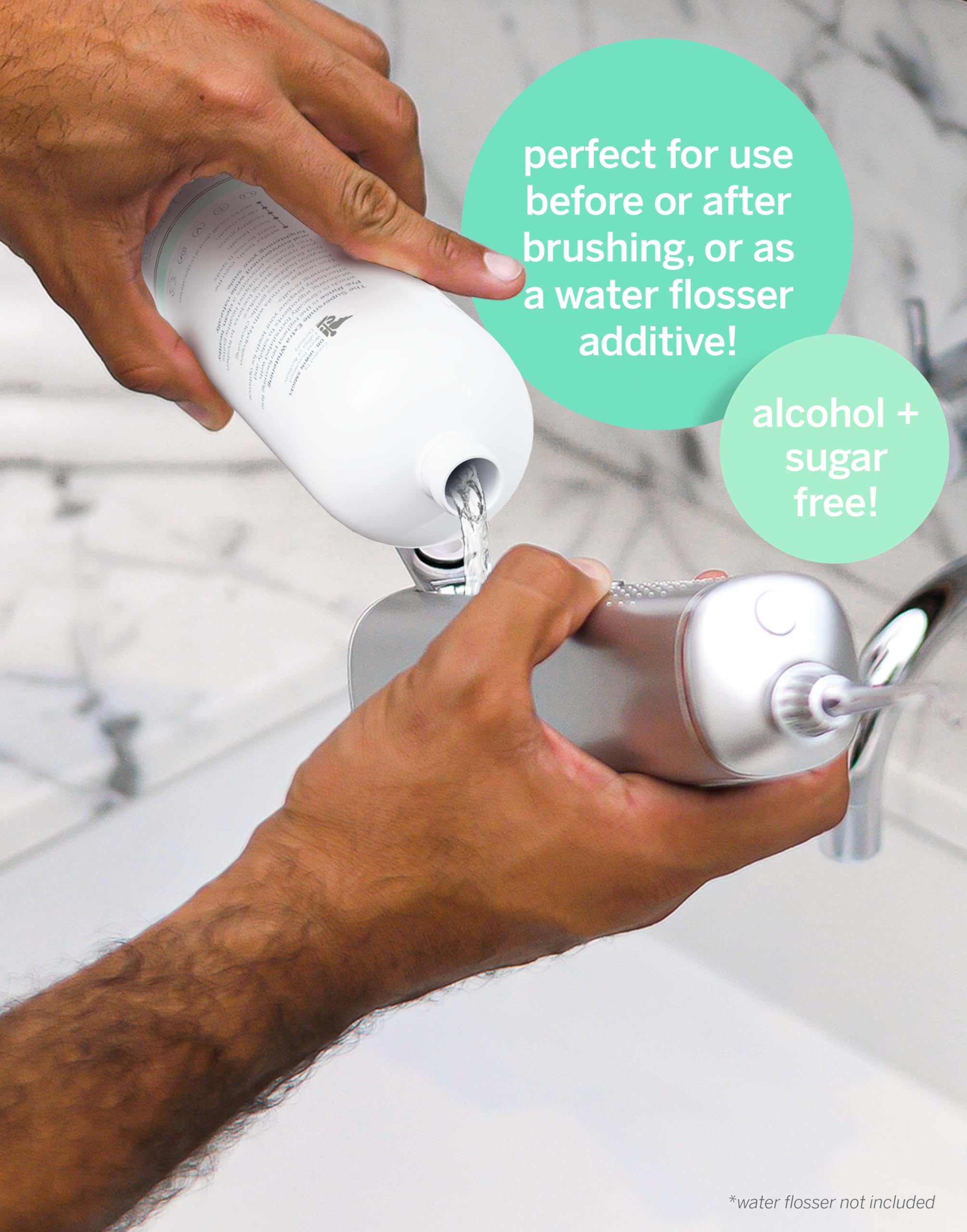 Supersmile botella en un botiquín de baño moderno, beneficio: integración a la rutina diaria
